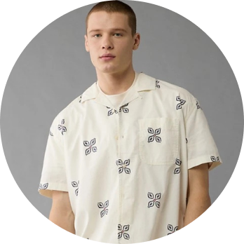 เสื้อเชิ้ตแขนทรงรีสอร์ท