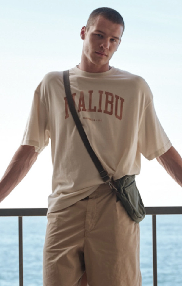 AE Men T-shirt